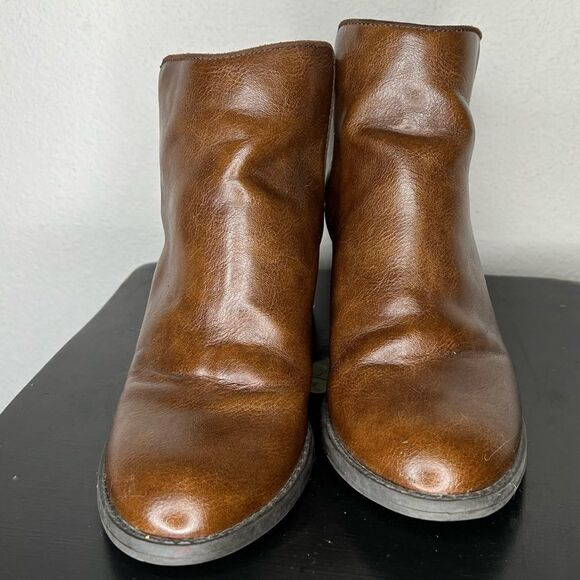 American Eagle Booties‎ - Picture 2 of 7